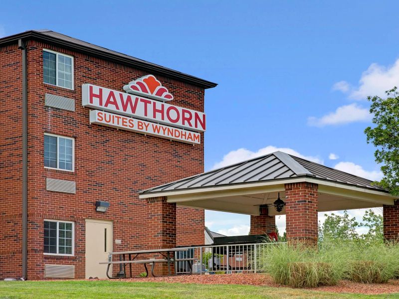 Hawthorn Suites By Wyndham